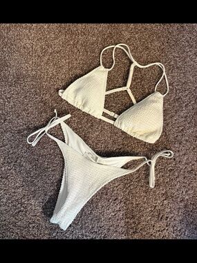 White ribbed Bikini set